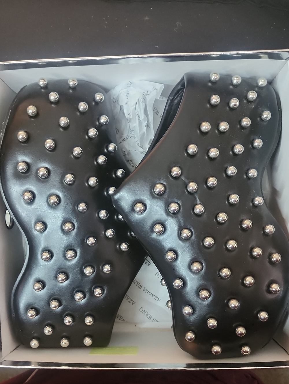 😍Black Studded Slip-On Clogs W/Matching Studded Bag!!😍